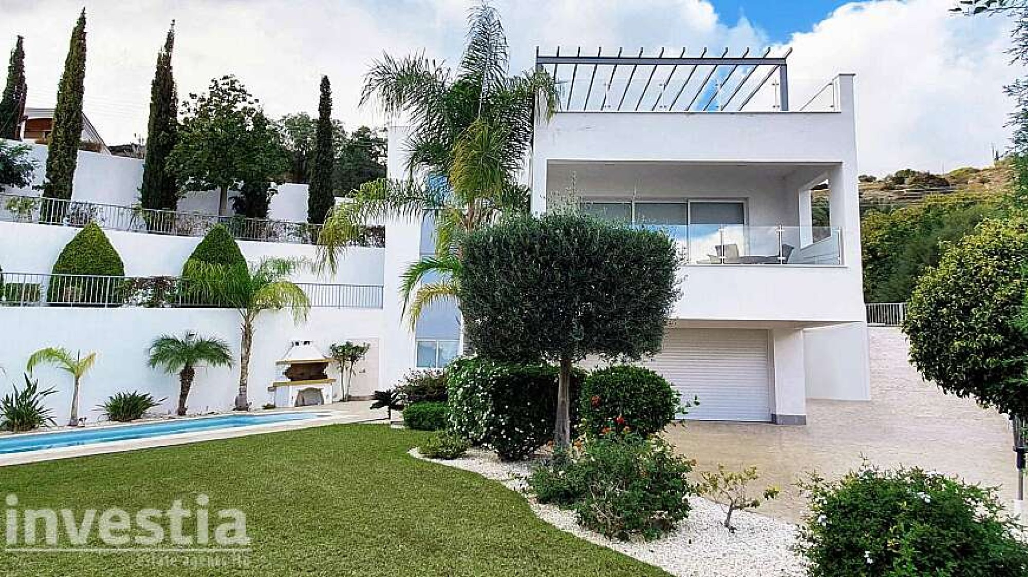 For Sale, House, Detached House, 799m²