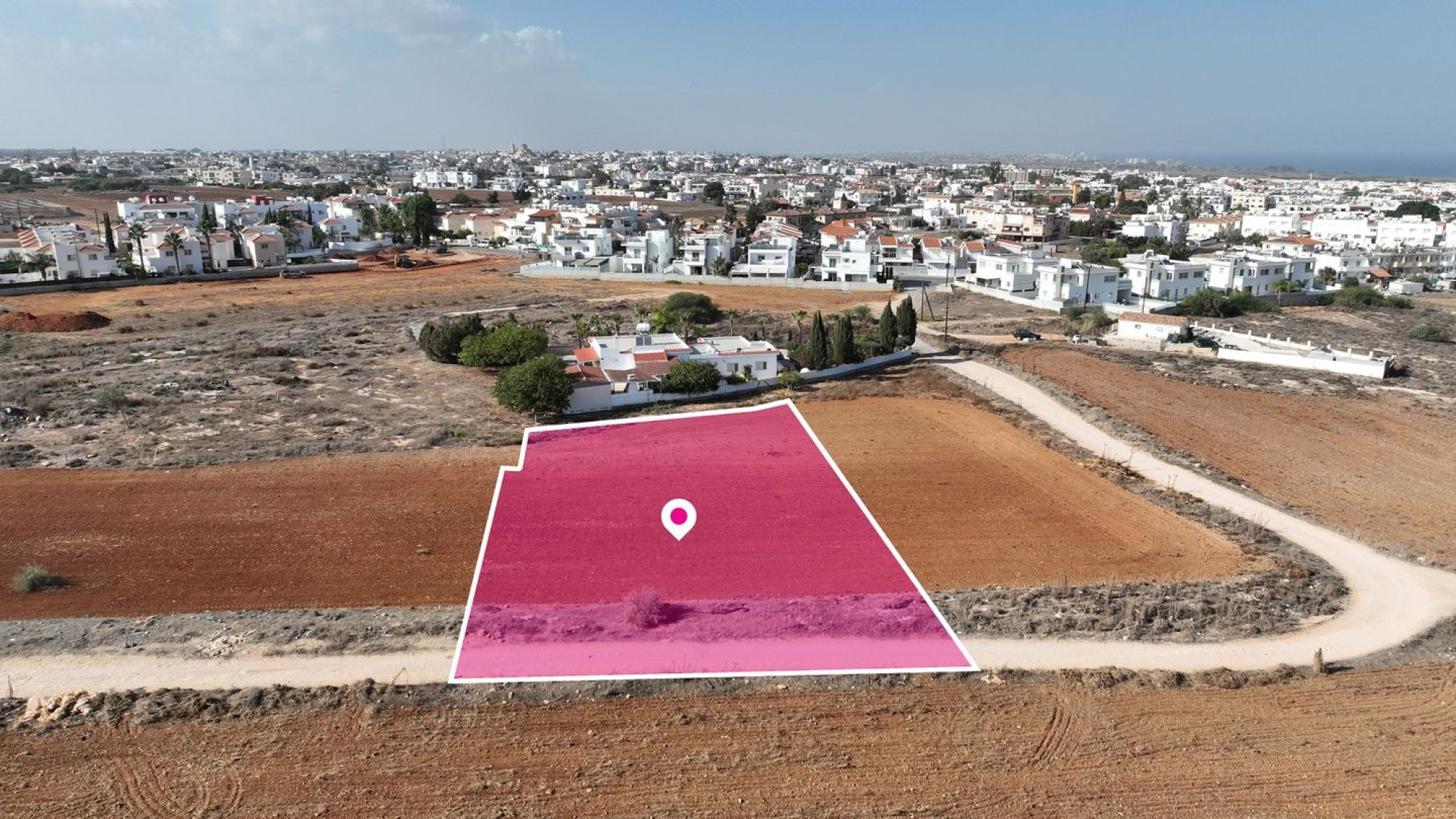 Land, Field, Famagusta, Paralimni, 1,467m² — image 4