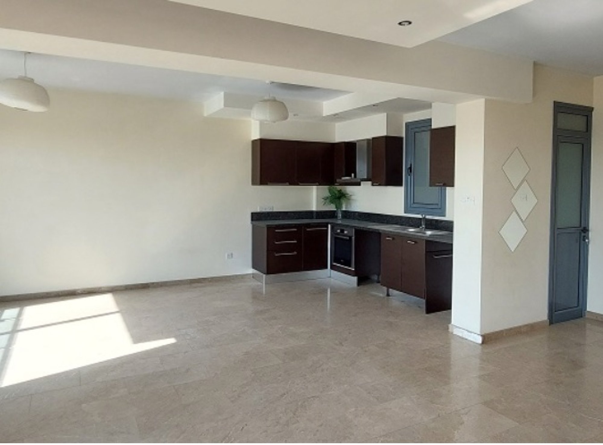 Apartment, Duplex, Larnaca, Finikoudes — image 2