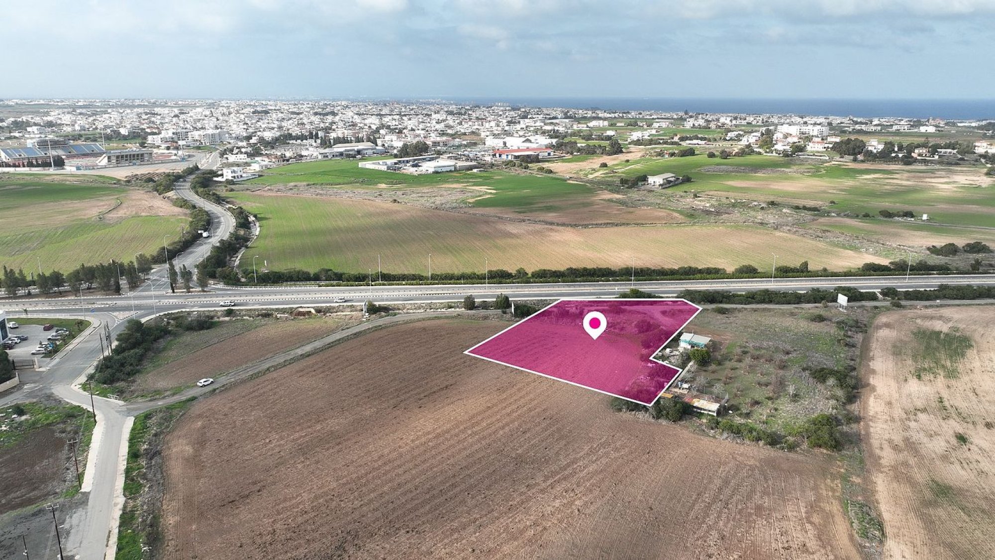 Land, Field, Famagusta, Paralimni, 2,578m² — image 2